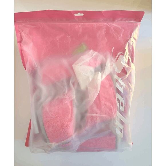 Barbie Pink Artificial Patent PU Leather Closed Toe Platform Pumps SIZE 7 NEW - Picture 10 of 15